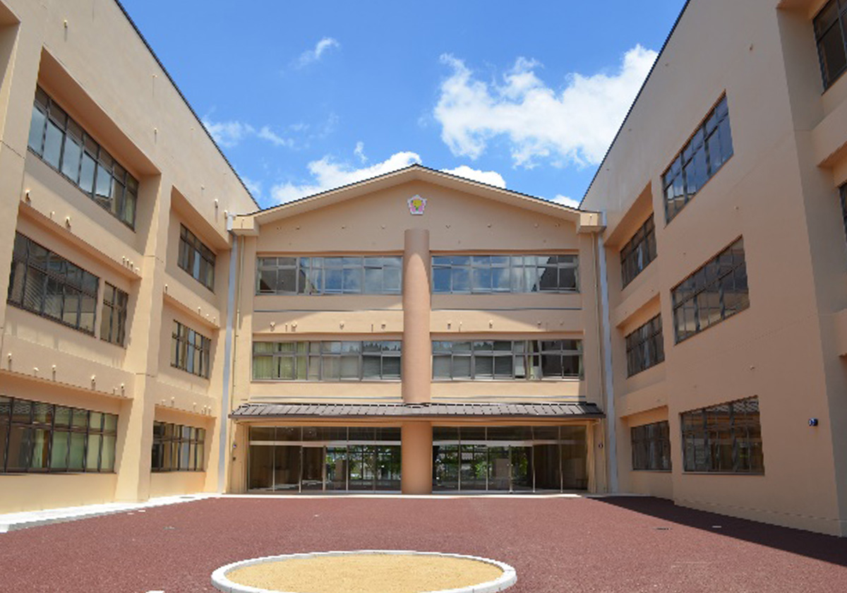 由布市立湯布院中学校